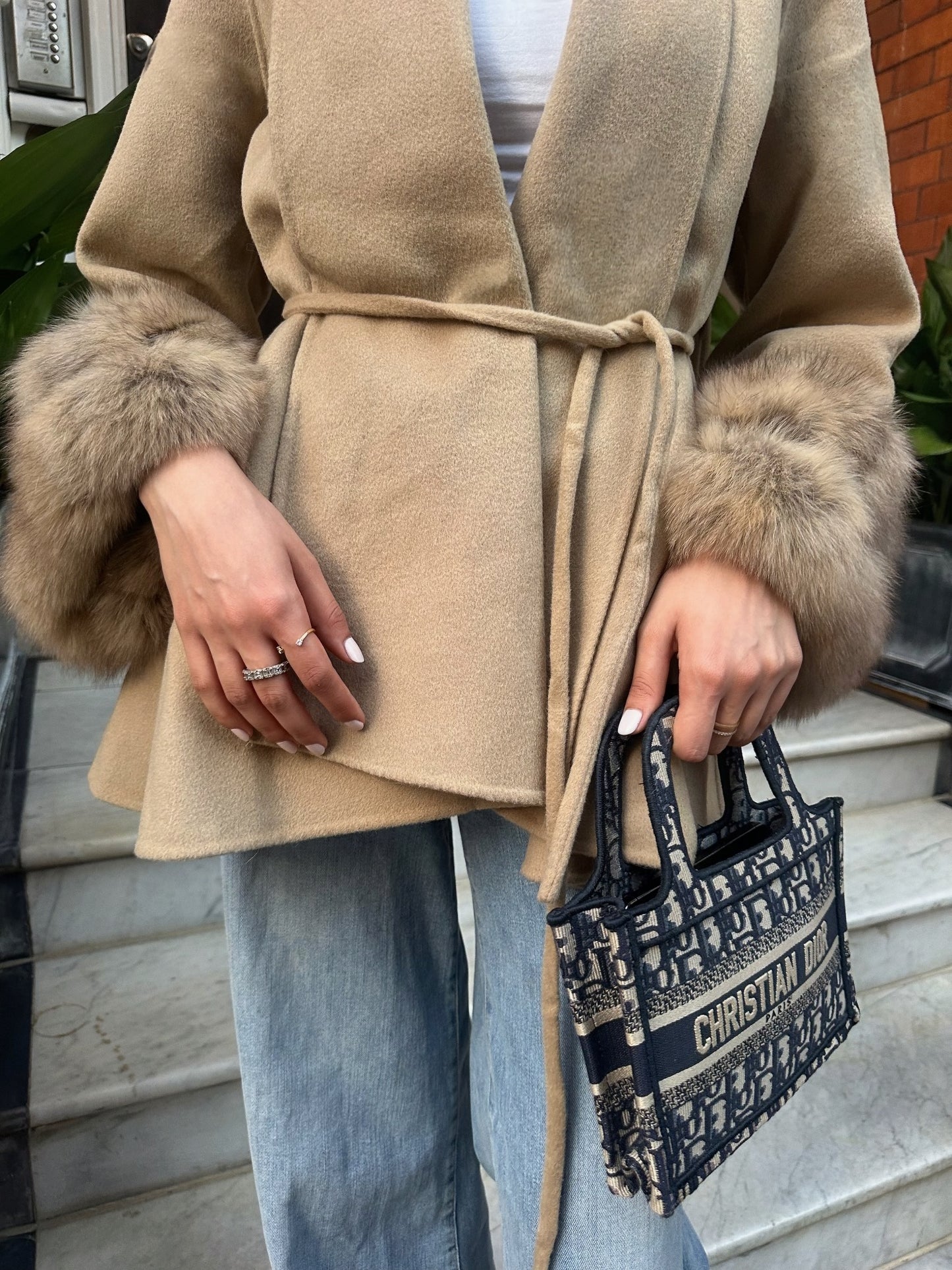 The Hyde Park Cape Beige